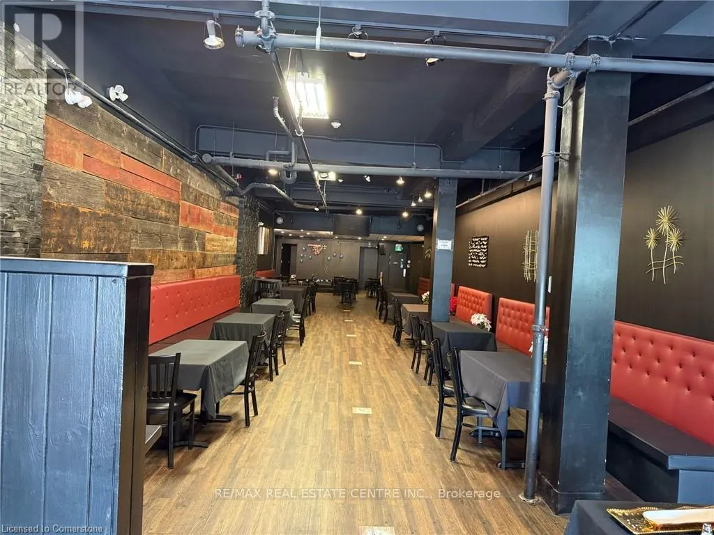 179 KING STREET W