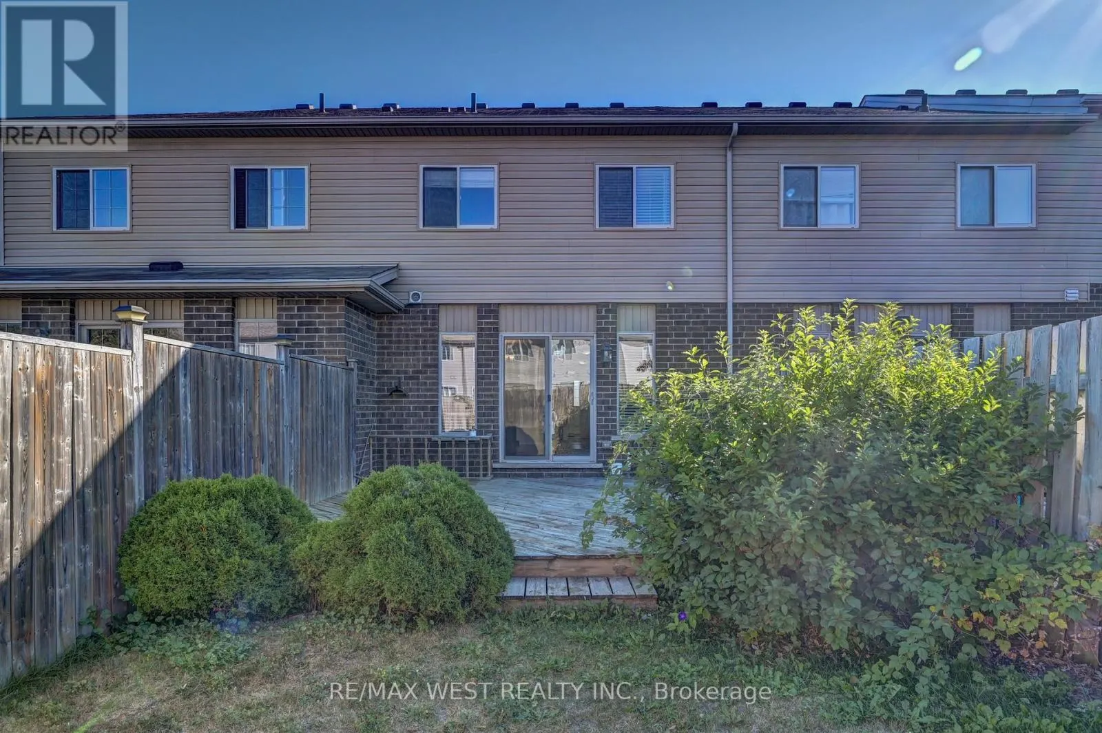 21 MACHADO STREET