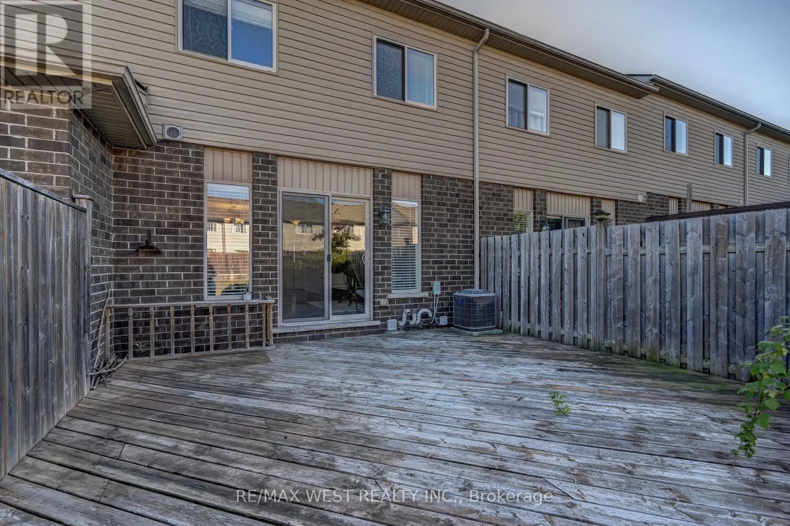21 MACHADO STREET