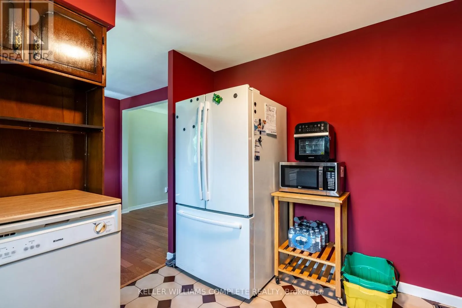 5712 SUNNYLEA CRESCENT