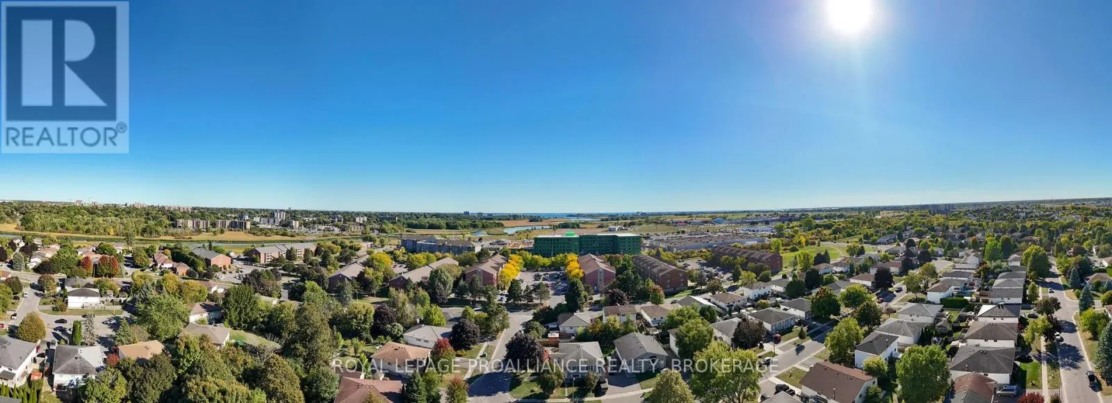 312 - 310 KINGSDALE AVENUE, #312