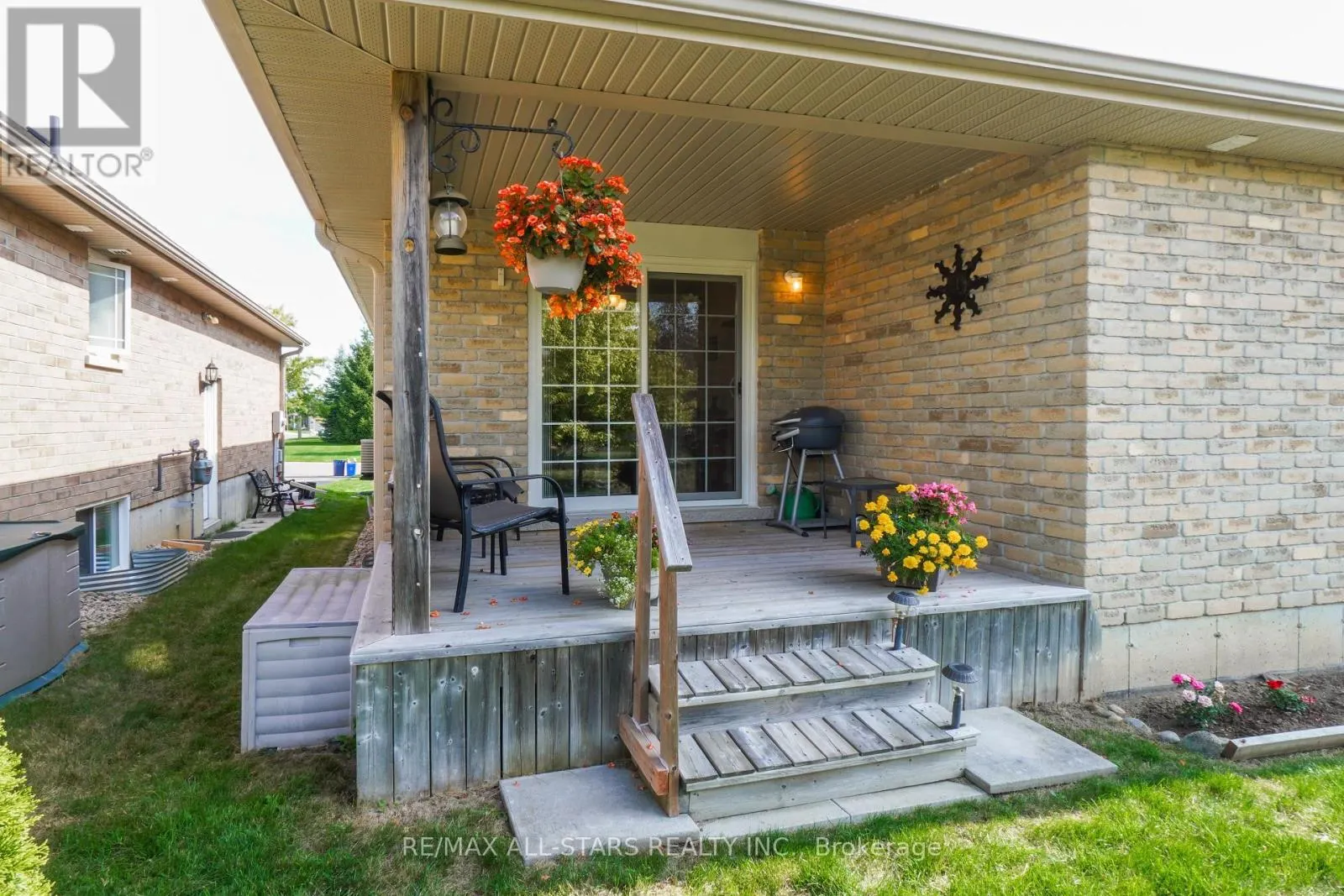 44 GEE CRESCENT
