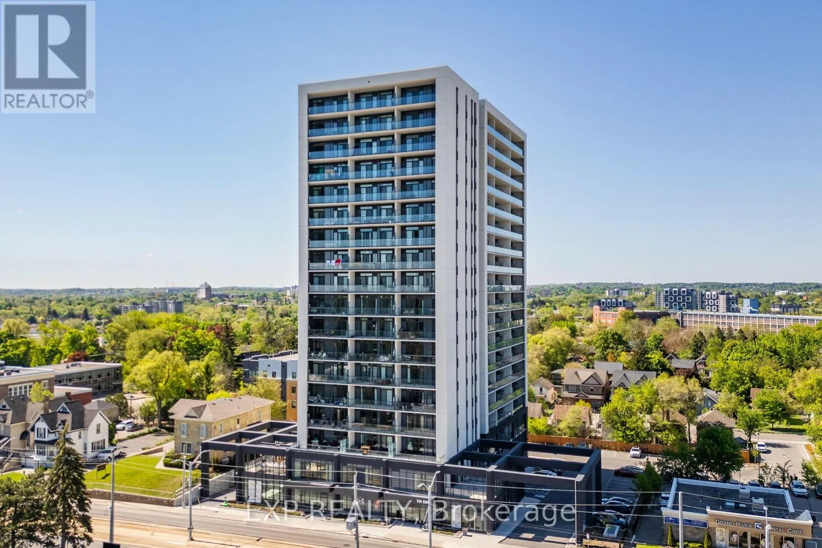 408 - 741 KING STREET W