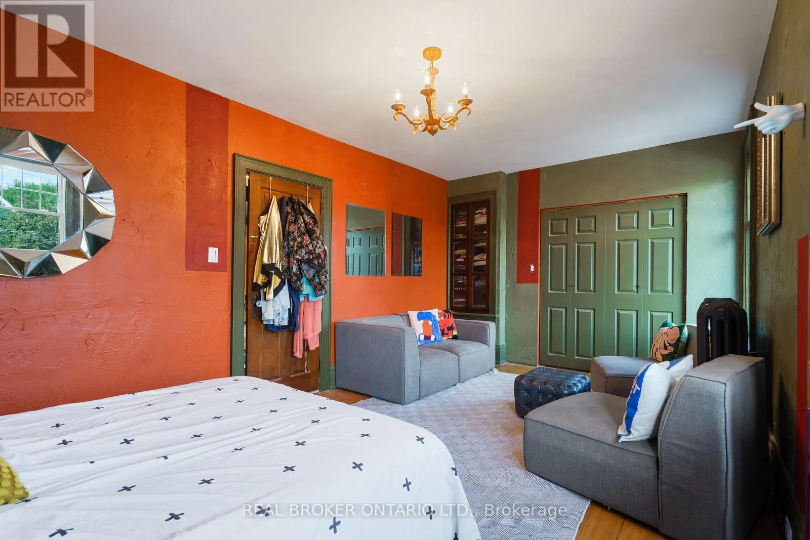 202 PROSPECT STREET S