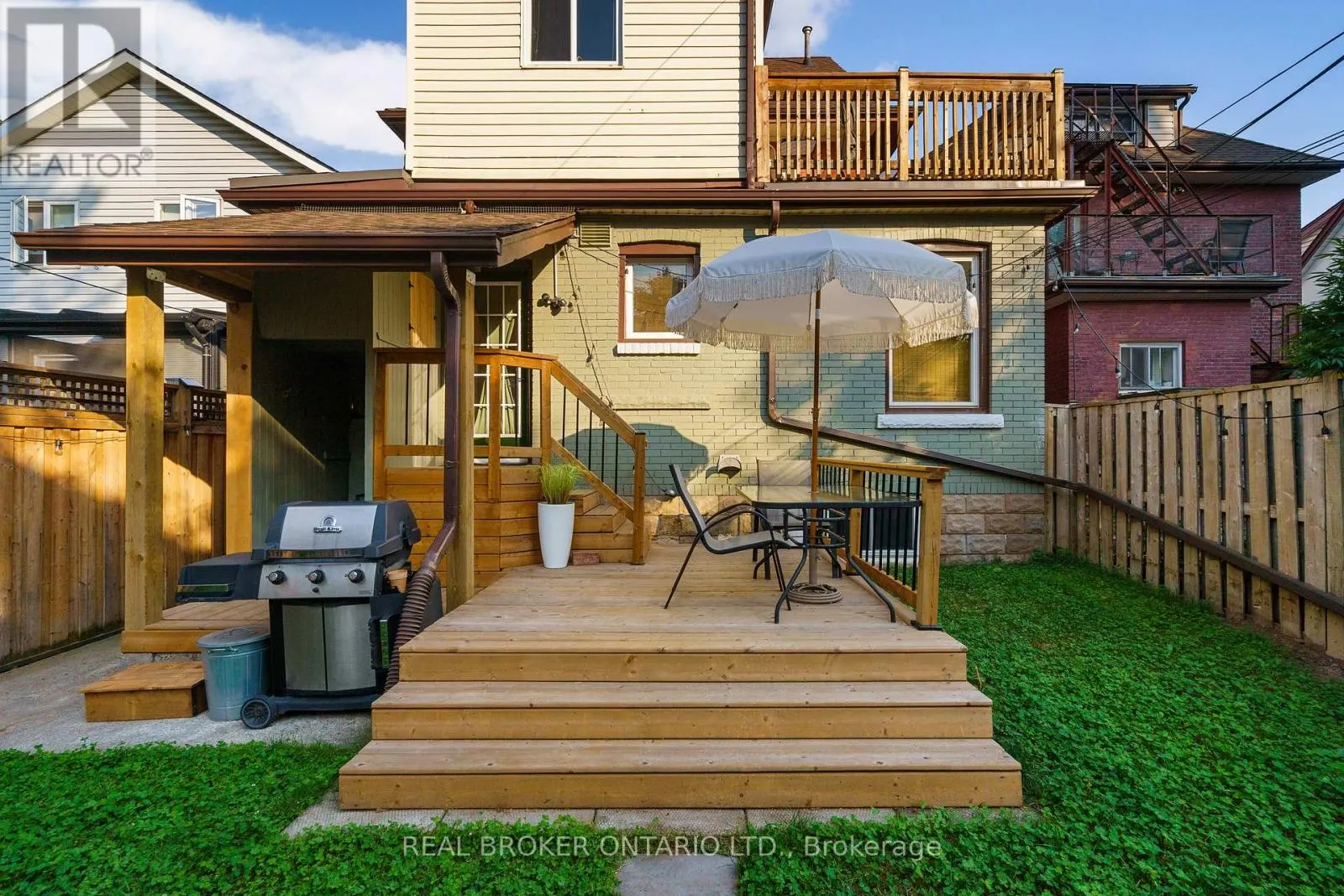 202 PROSPECT STREET S