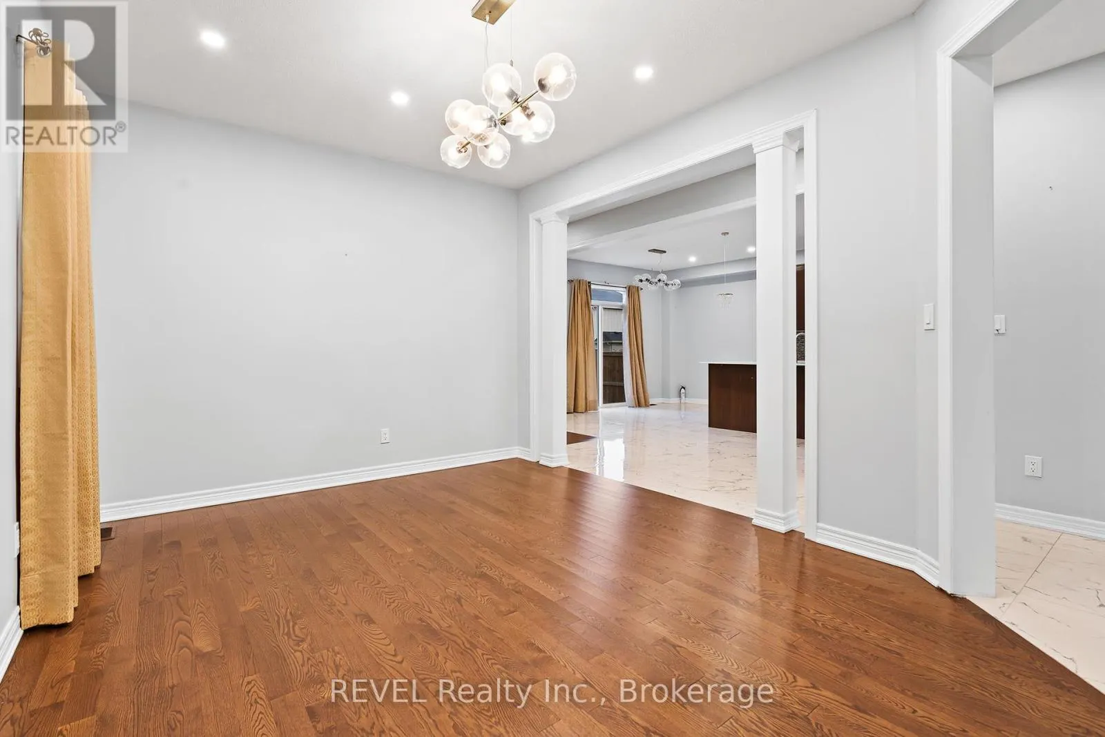 32 SPARKLE DRIVE