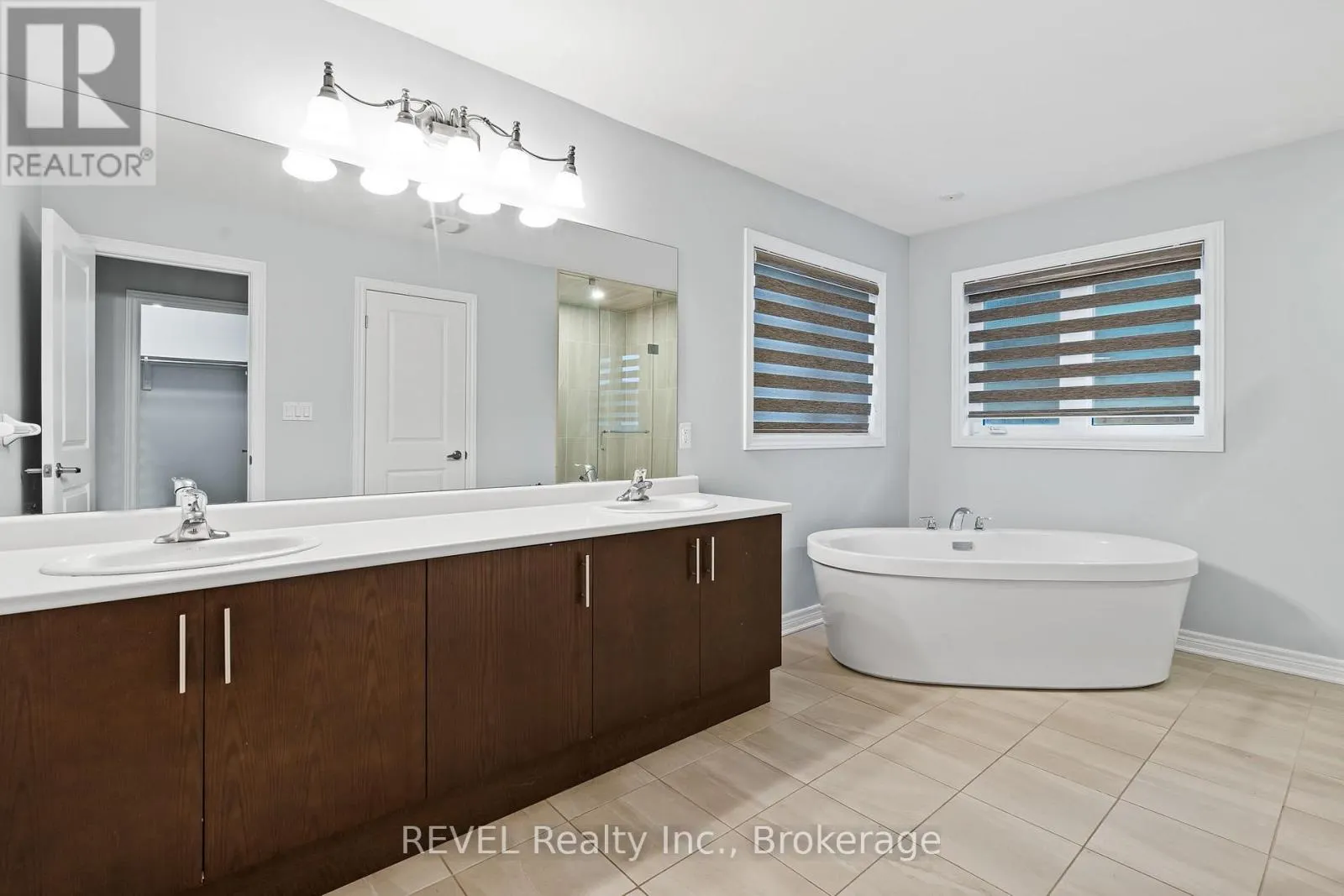 32 SPARKLE DRIVE