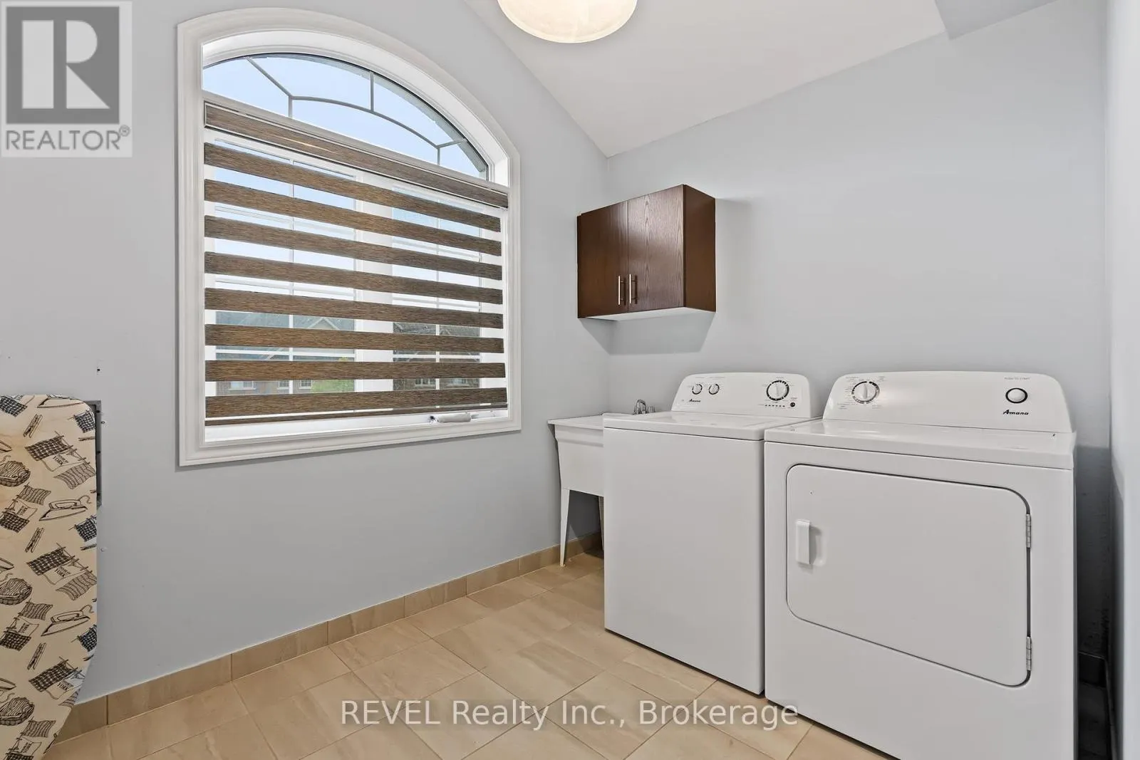 32 SPARKLE DRIVE