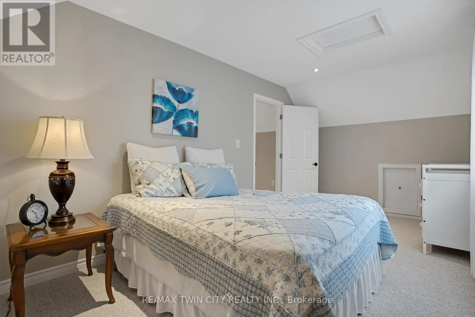 40 LEMONWOOD PLACE