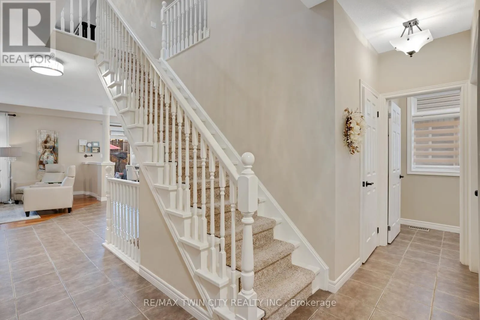 40 LEMONWOOD PLACE