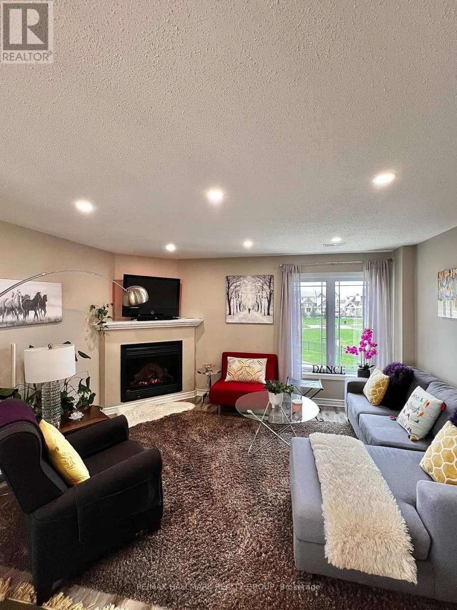 52 - 630 LAKERIDGE DRIVE