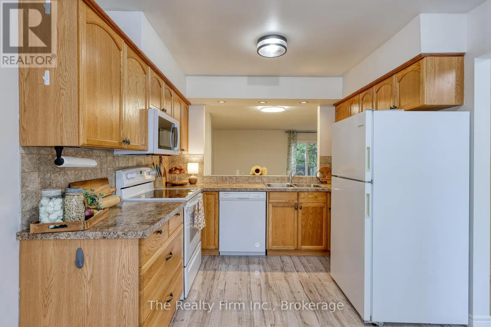 11 - 275 GEORGE STREET, #11