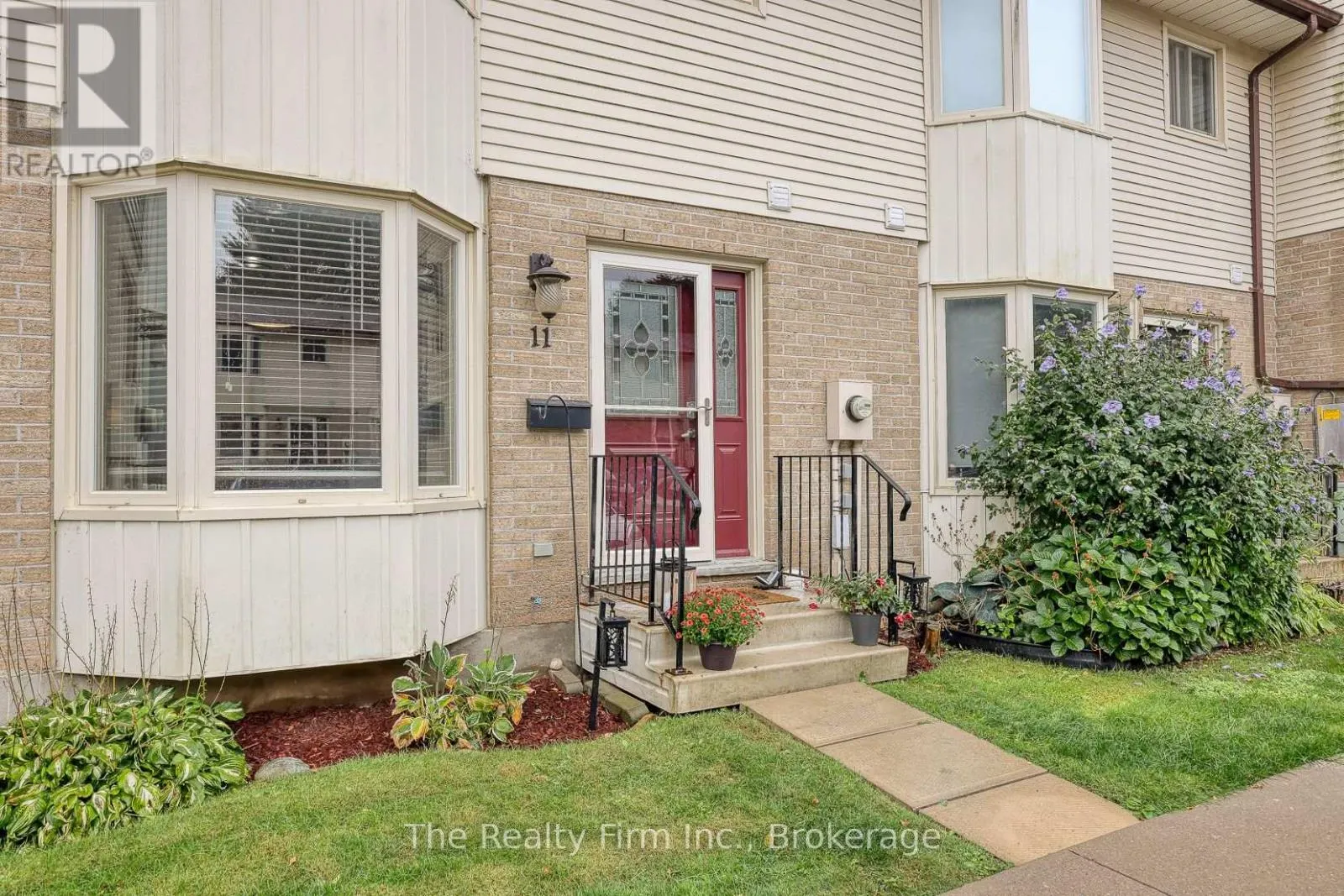 11 - 275 GEORGE STREET, #11
