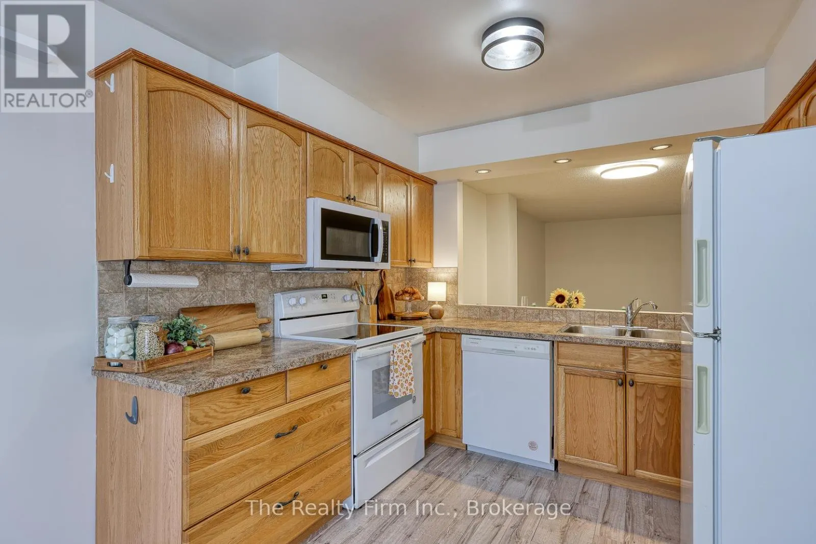 11 - 275 GEORGE STREET, #11