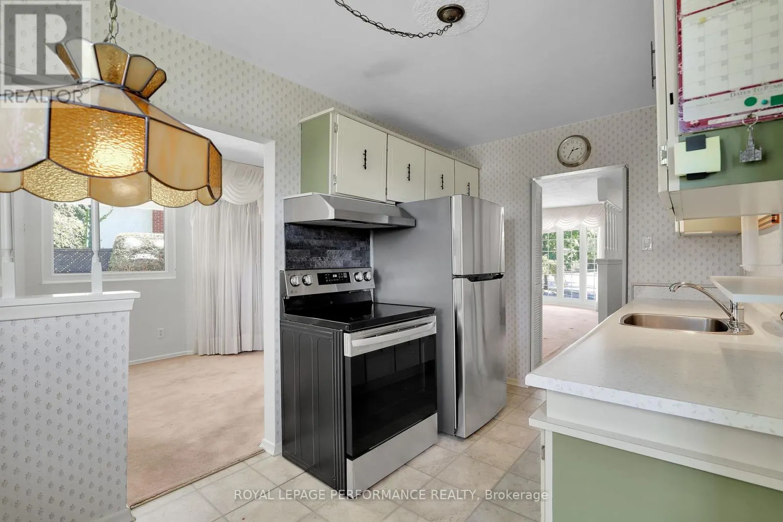 2337 SAMUEL DRIVE