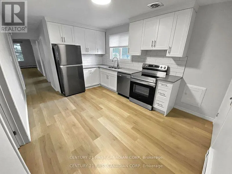 UPPER - 67 SACKVILLE STREET, #Upper