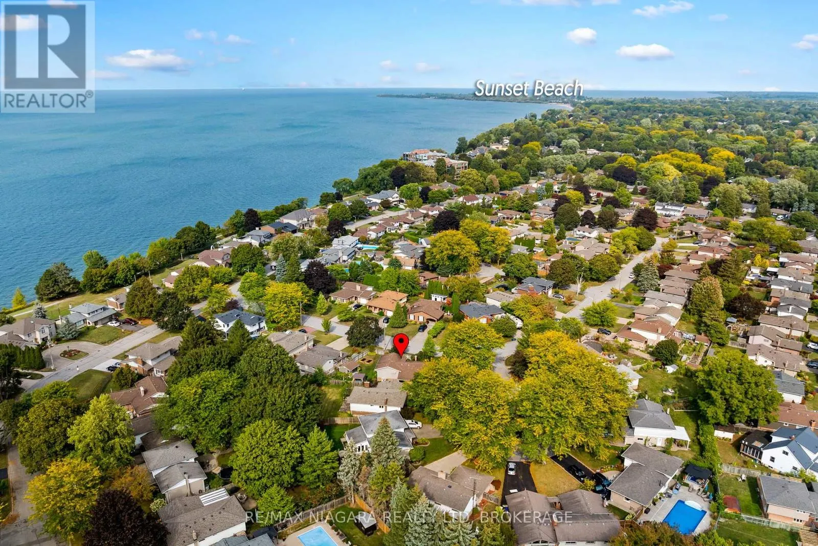 2 BAYRIDGE COVE