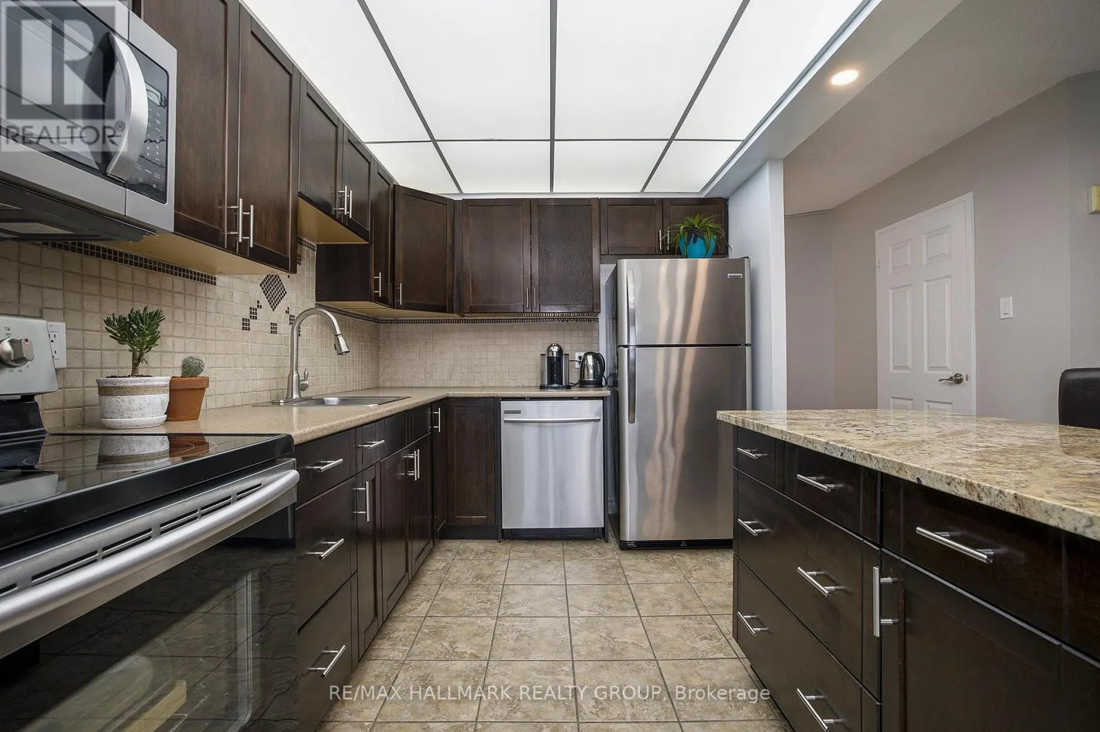 1005 - 1380 PRINCE OF WALES DRIVE