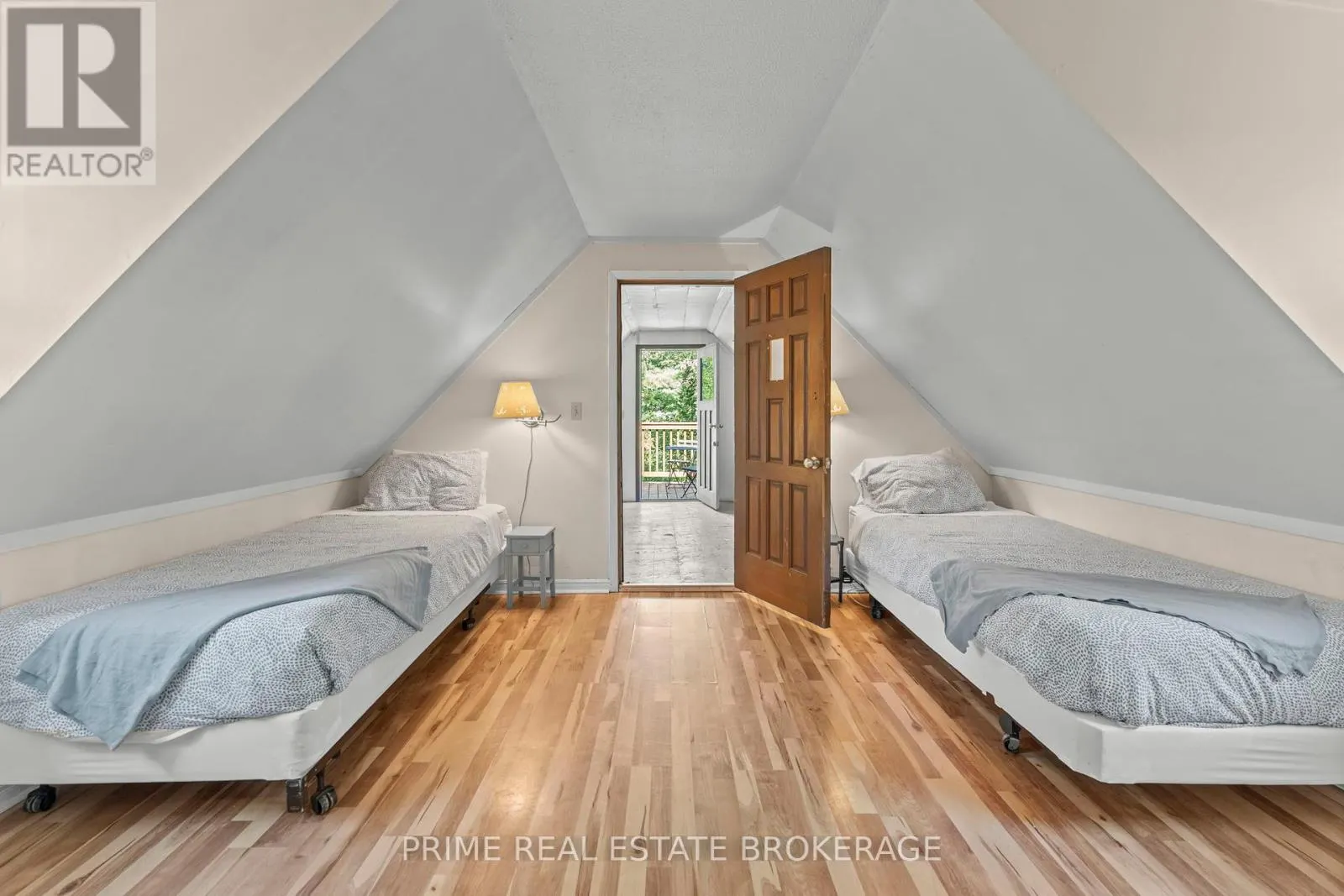 7166 OUTER DRIVE