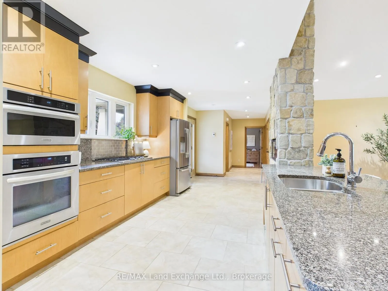 203 CAMPBELL CRESCENT