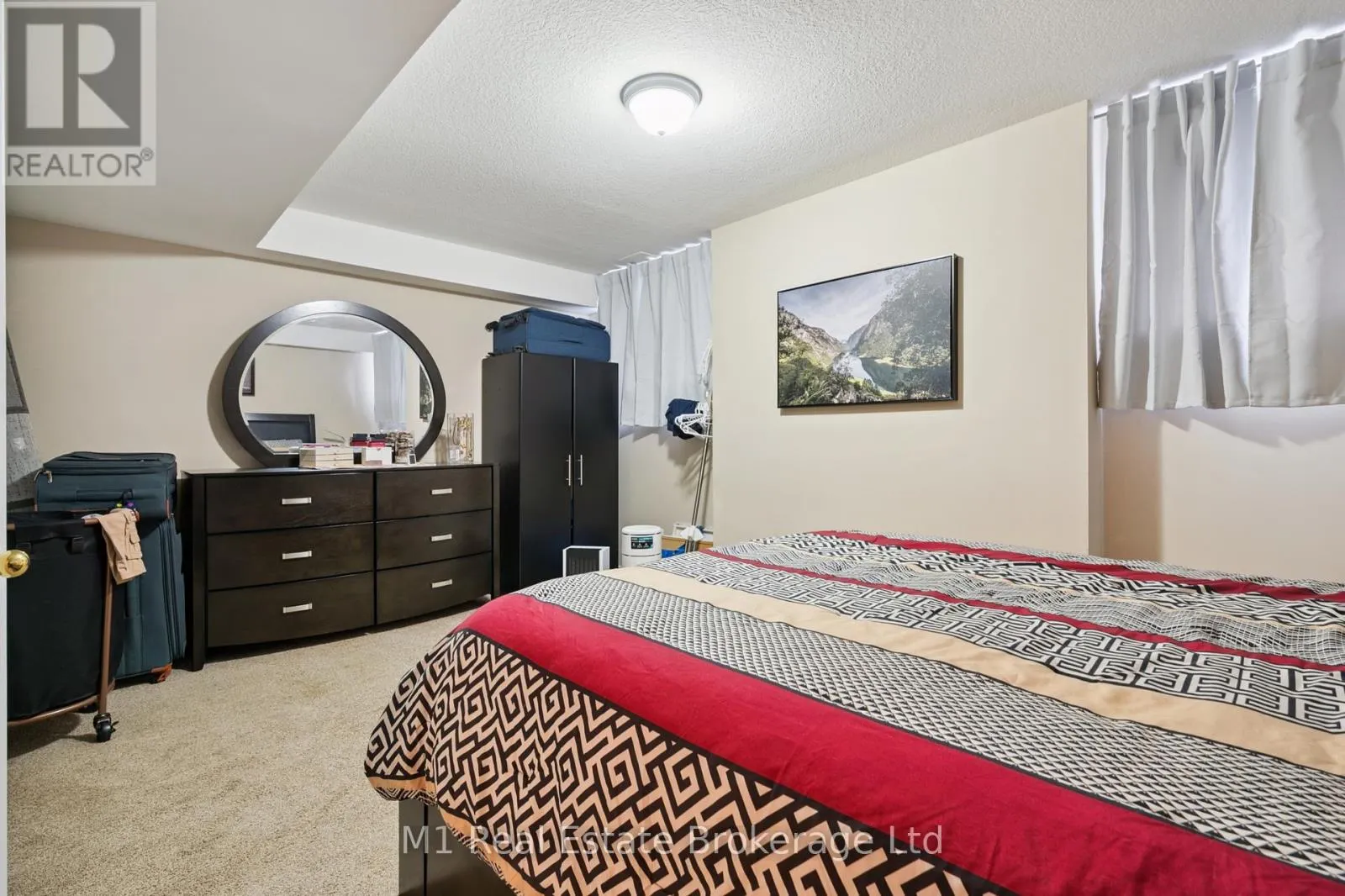 626A WOODLAWN ROAD E