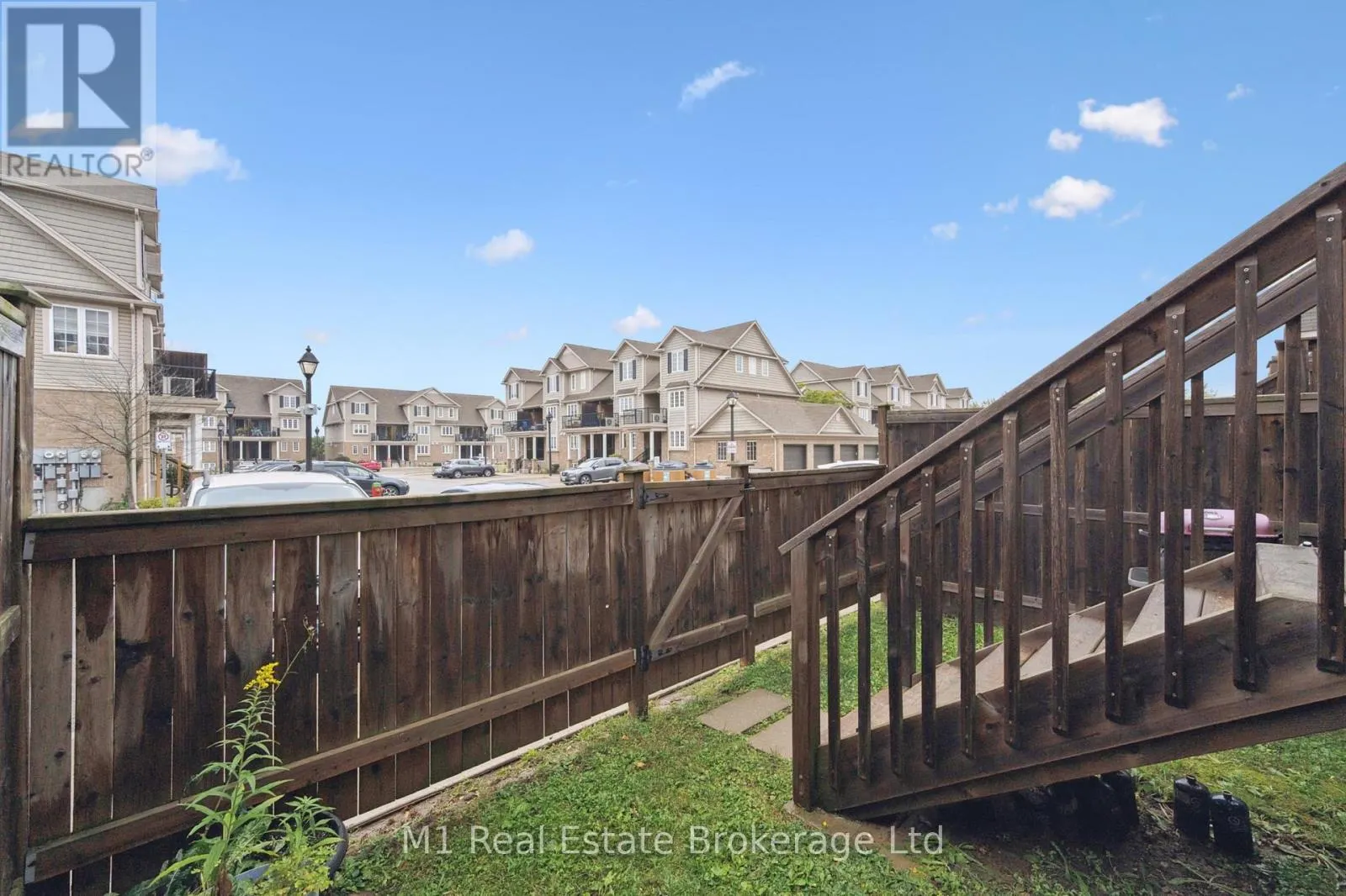 626A WOODLAWN ROAD E