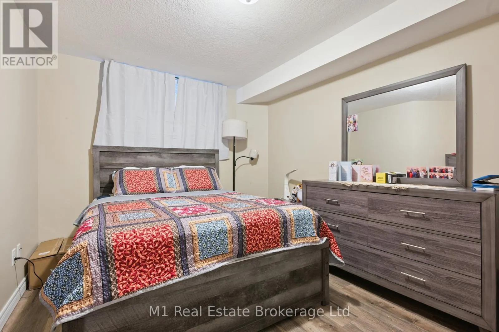 626A WOODLAWN ROAD E