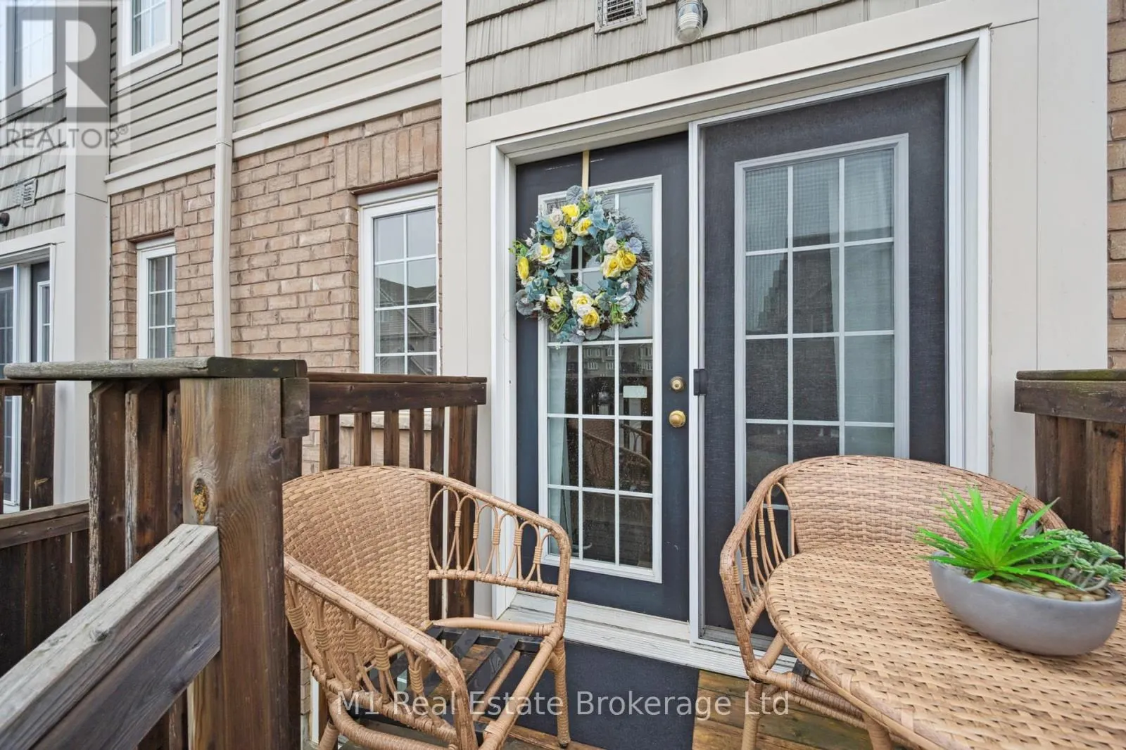 626A WOODLAWN ROAD E