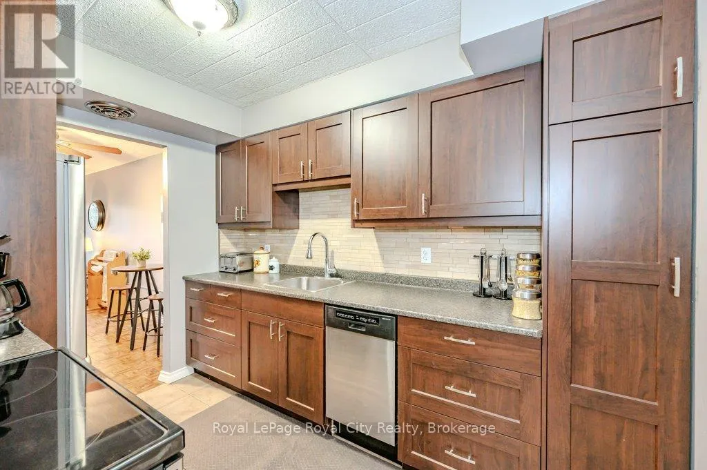 511 - 105 CONROY CRESCENT, #511