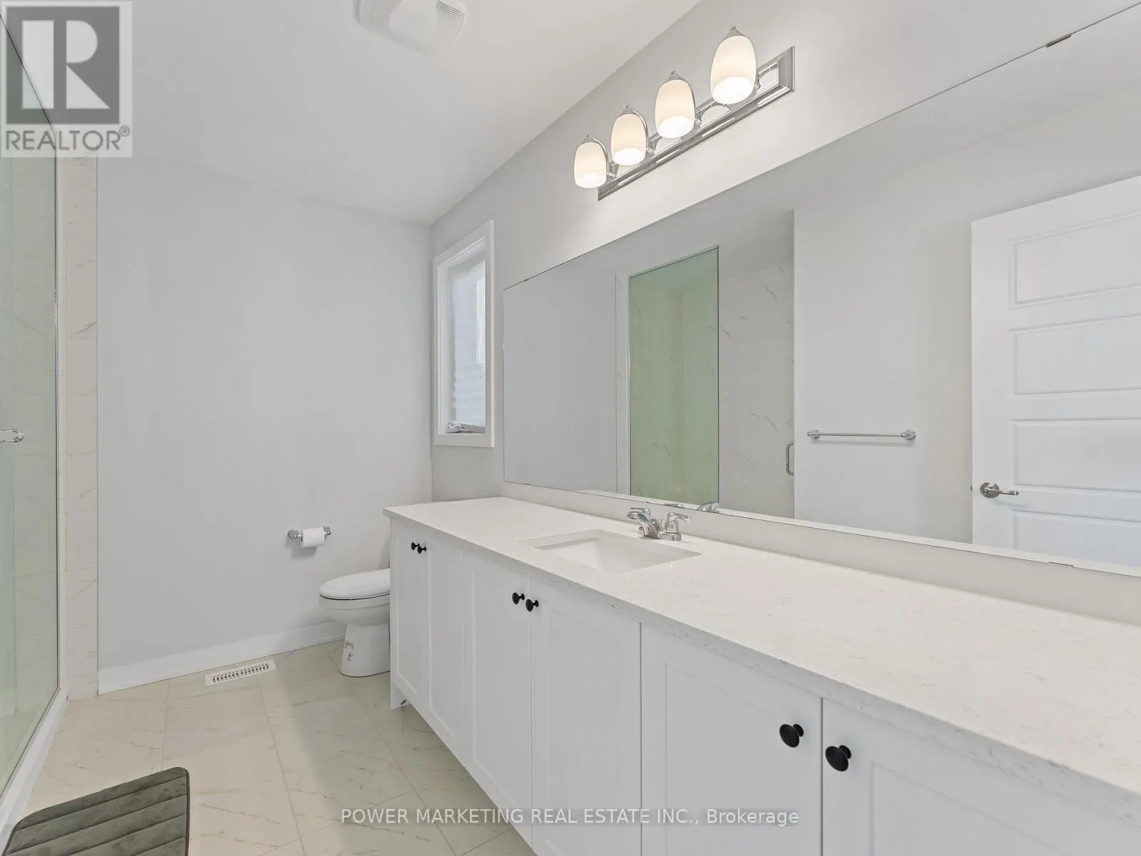1017 CURRAGLASS WALK