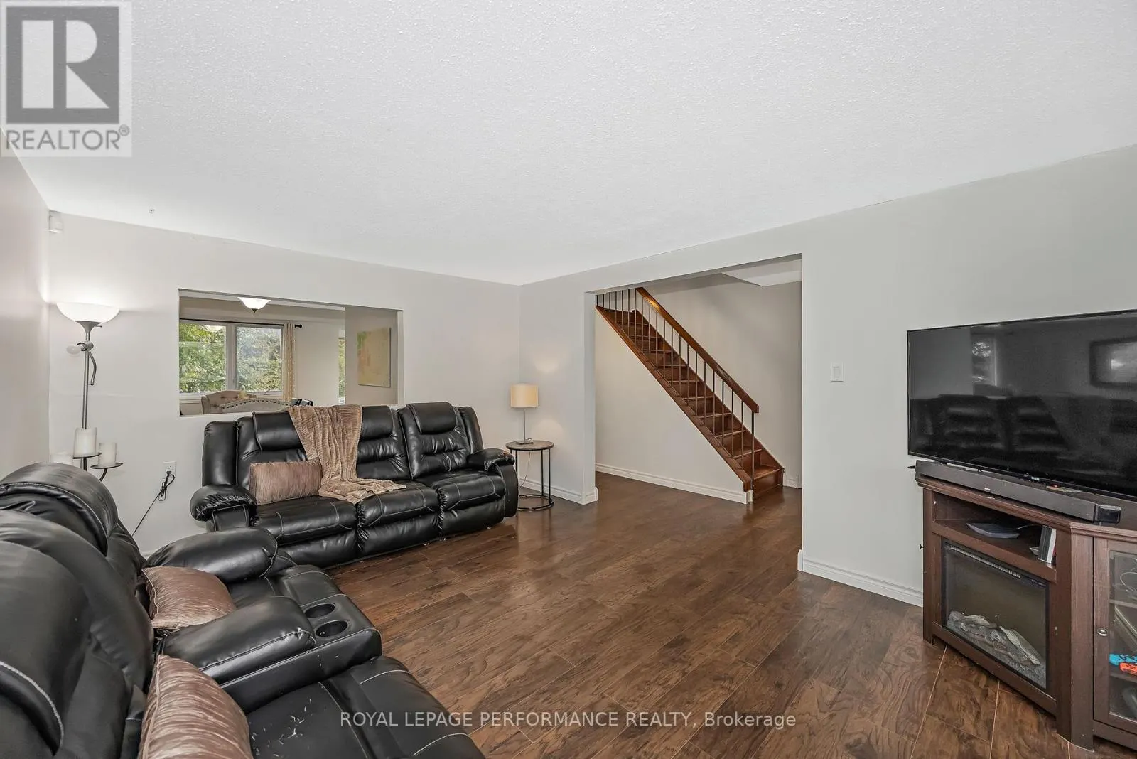 461 DUVERNAY DRIVE
