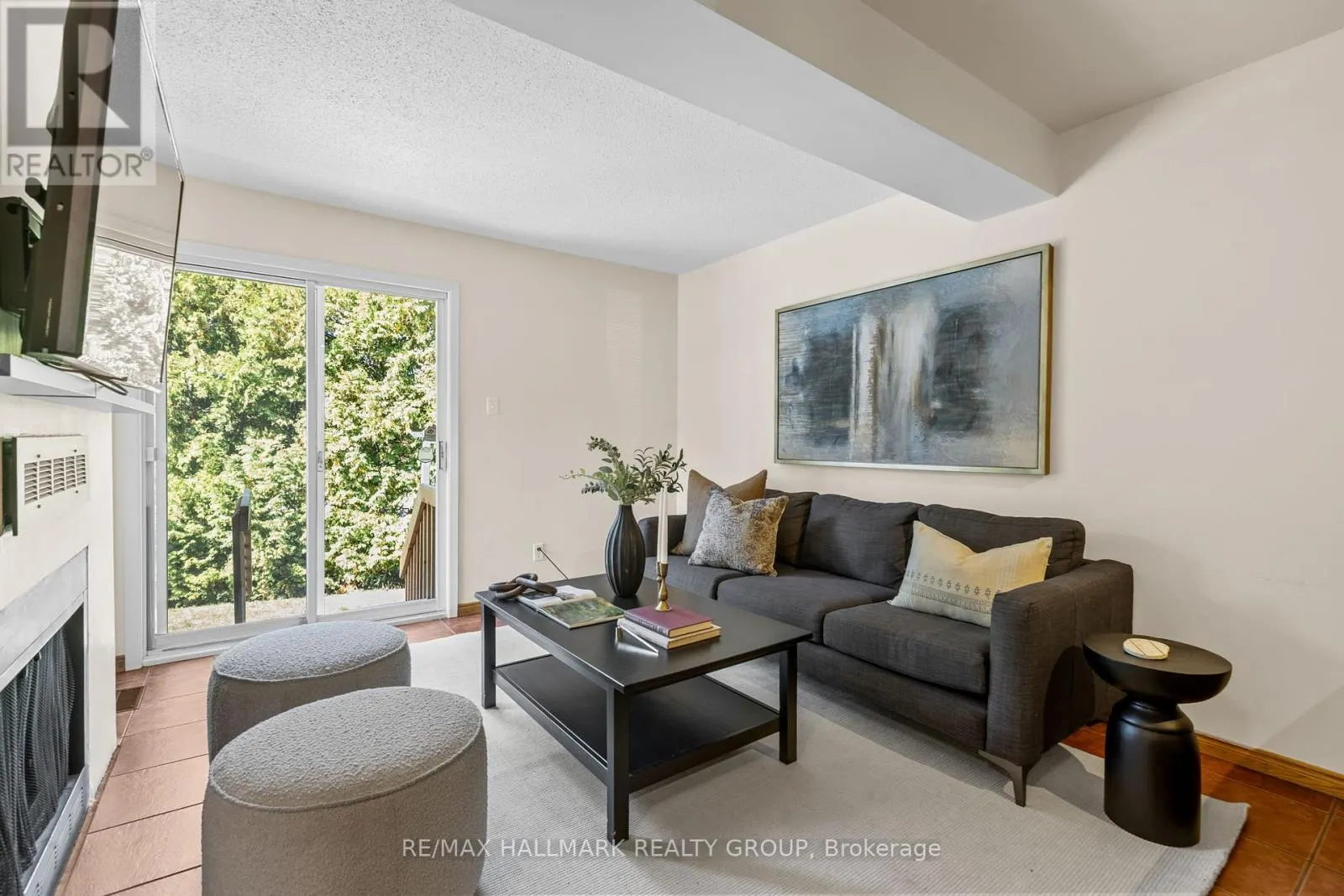 7 NAISMITH CRESCENT