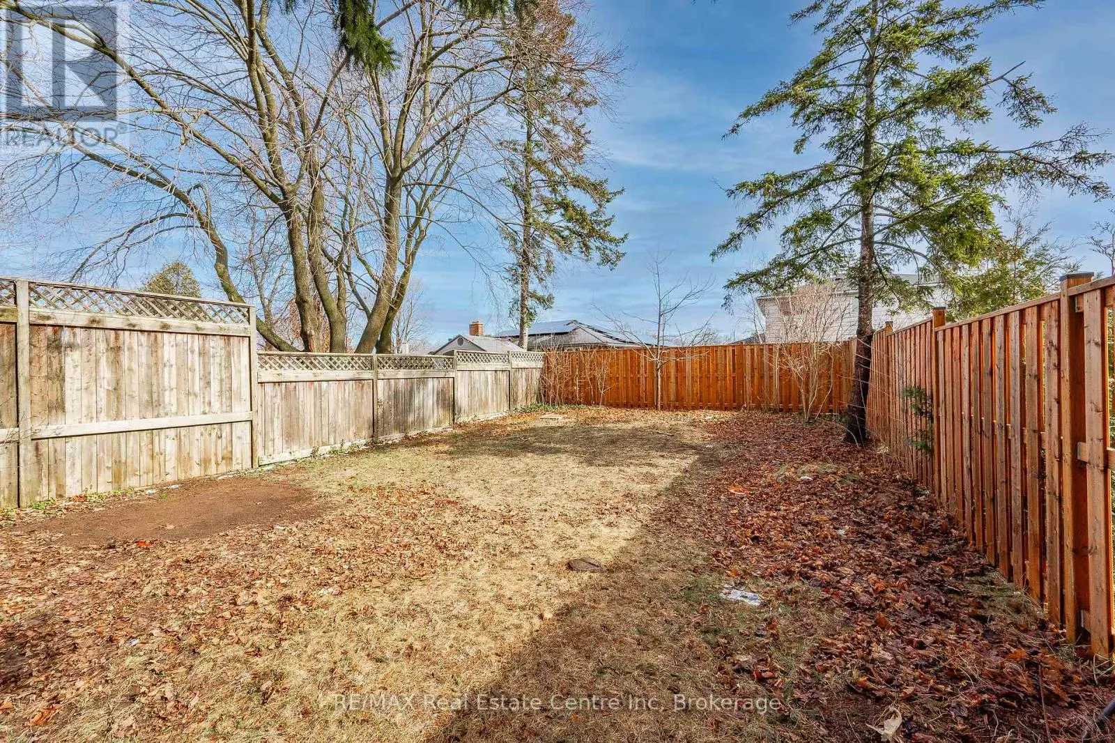 58 CONROY CRESCENT