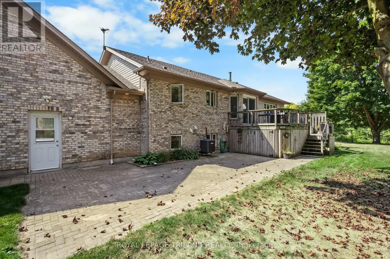 2670 PUTNAM ROAD