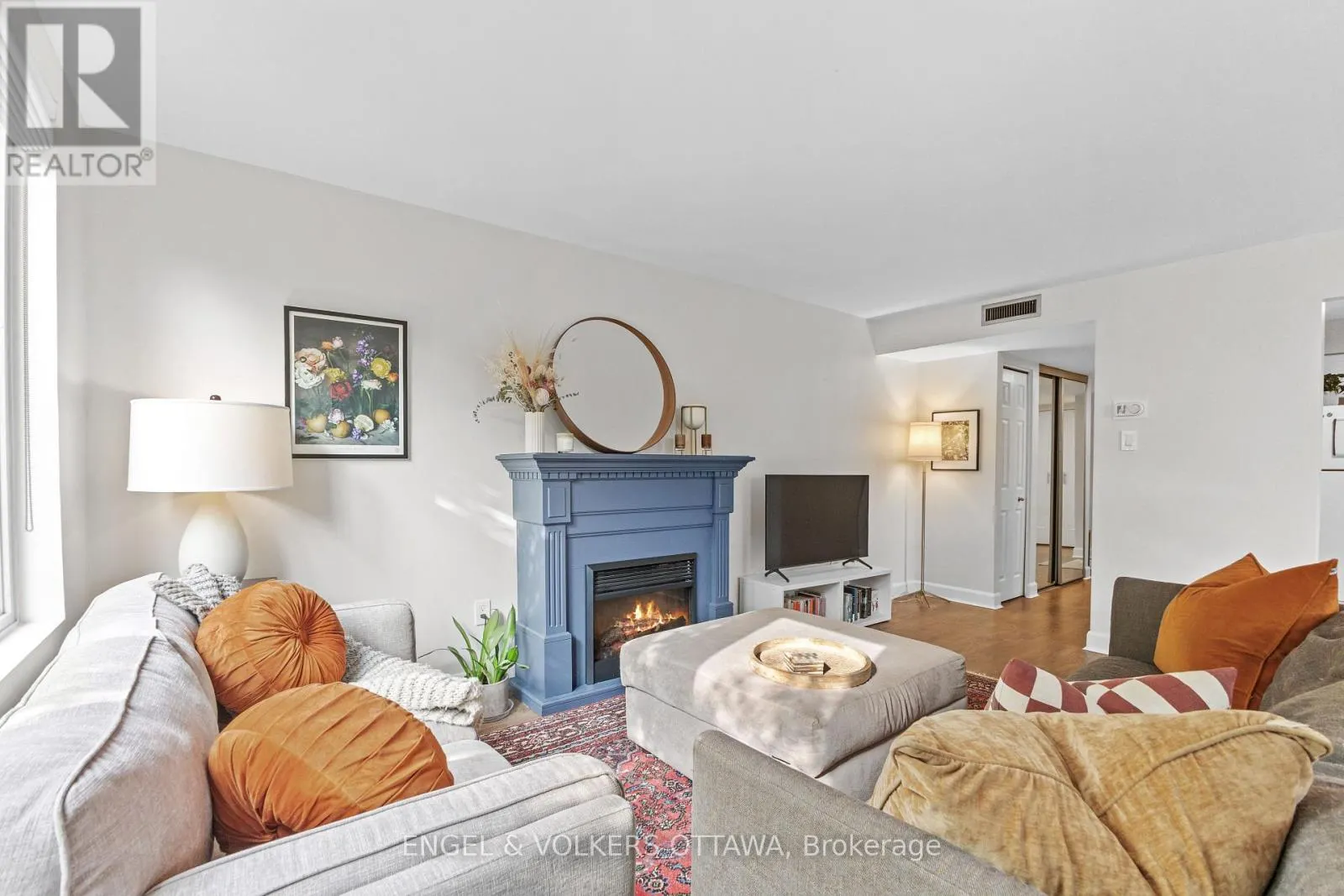 101 - 800 MCKELLAR AVENUE
