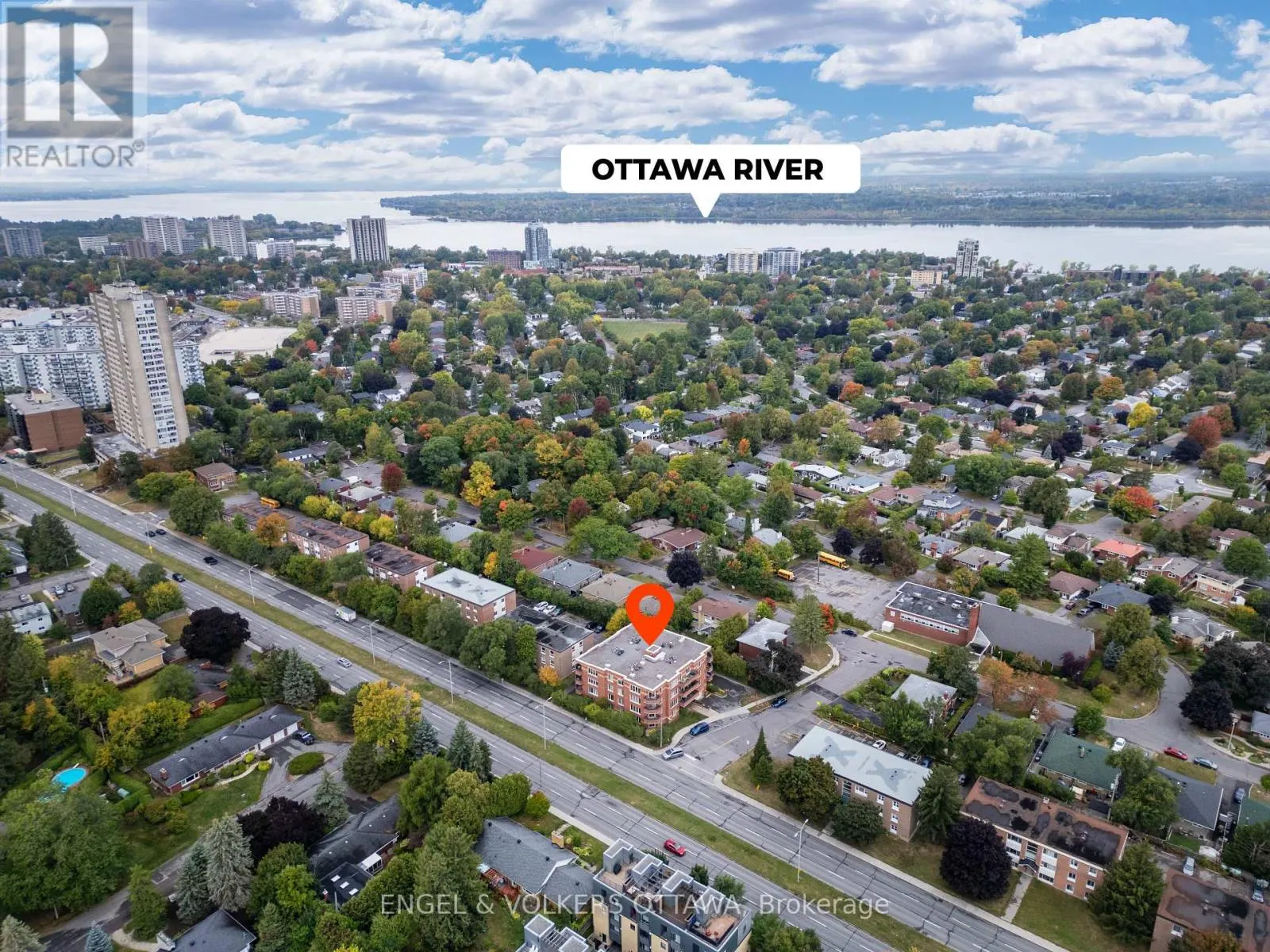 101 - 800 MCKELLAR AVENUE