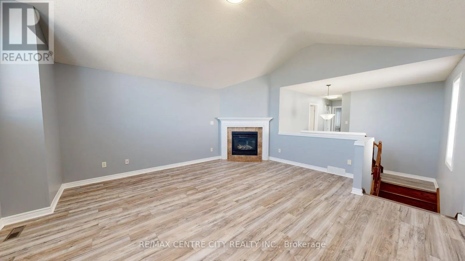 UPPER - 3252 MEADOWGATE BOULEVARD, #Upper