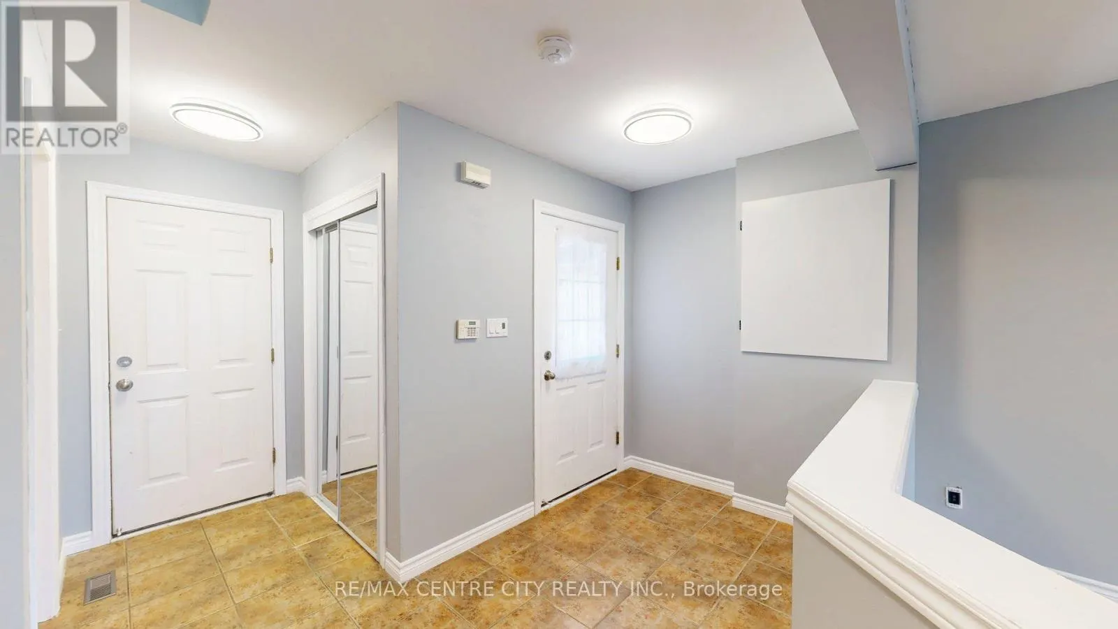 UPPER - 3252 MEADOWGATE BOULEVARD, #Upper