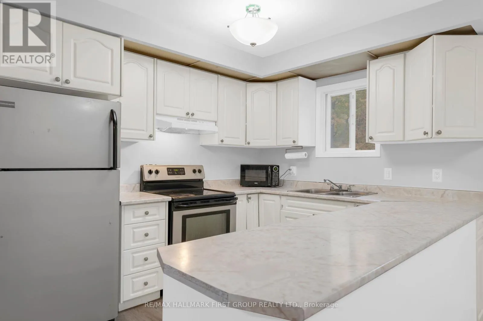 1335 QUIN MO LAC ROAD