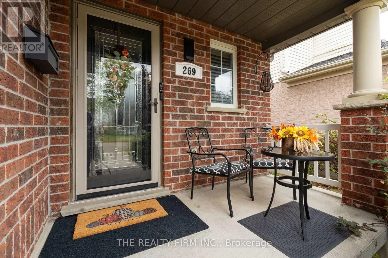 269 ROSSMORE COURT