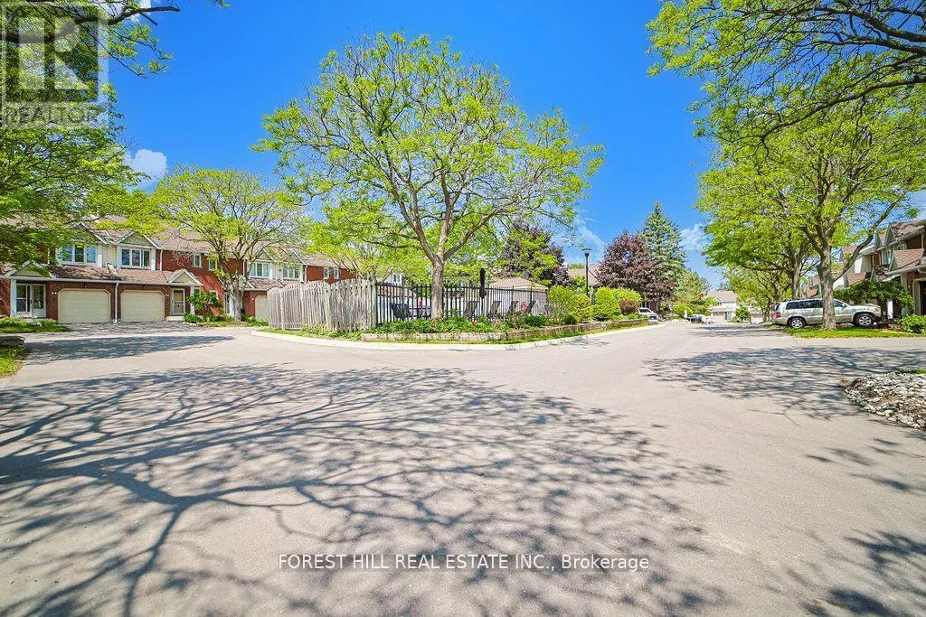 15 - 523 BEECHWOOD DRIVE