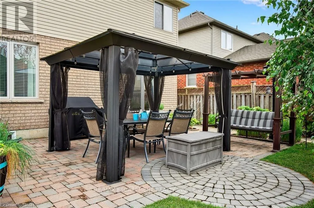 39 WILBUR DRIVE