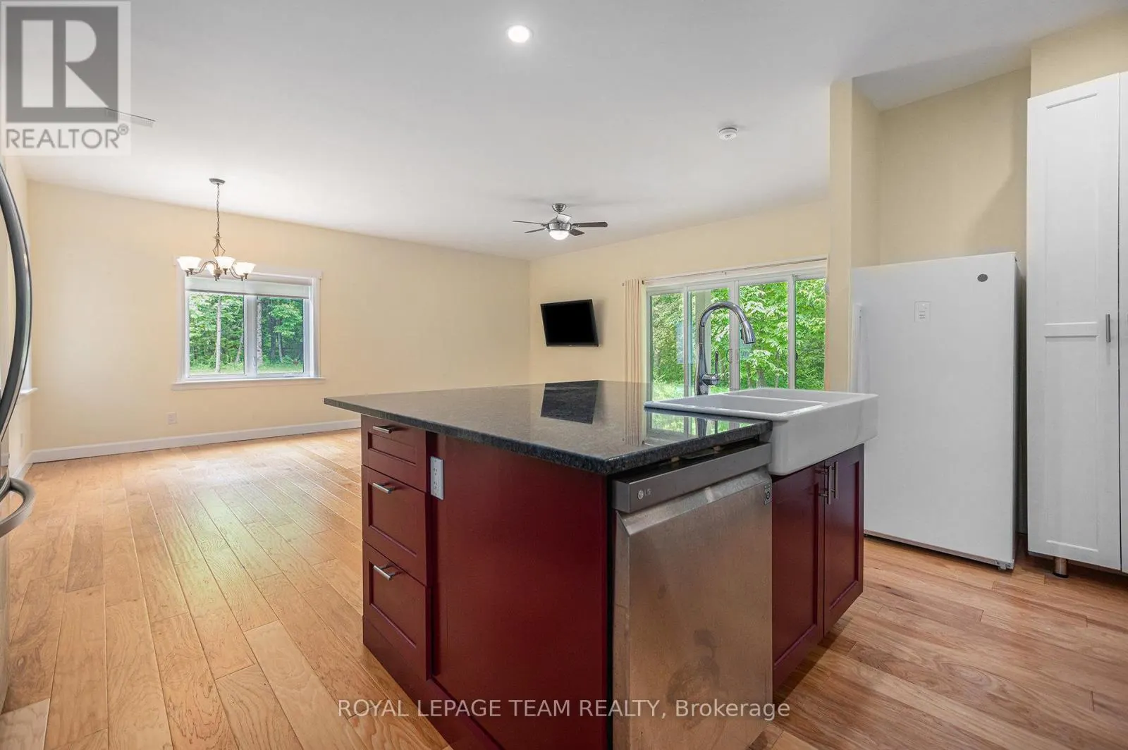 4517 ROGER STEVENS DRIVE