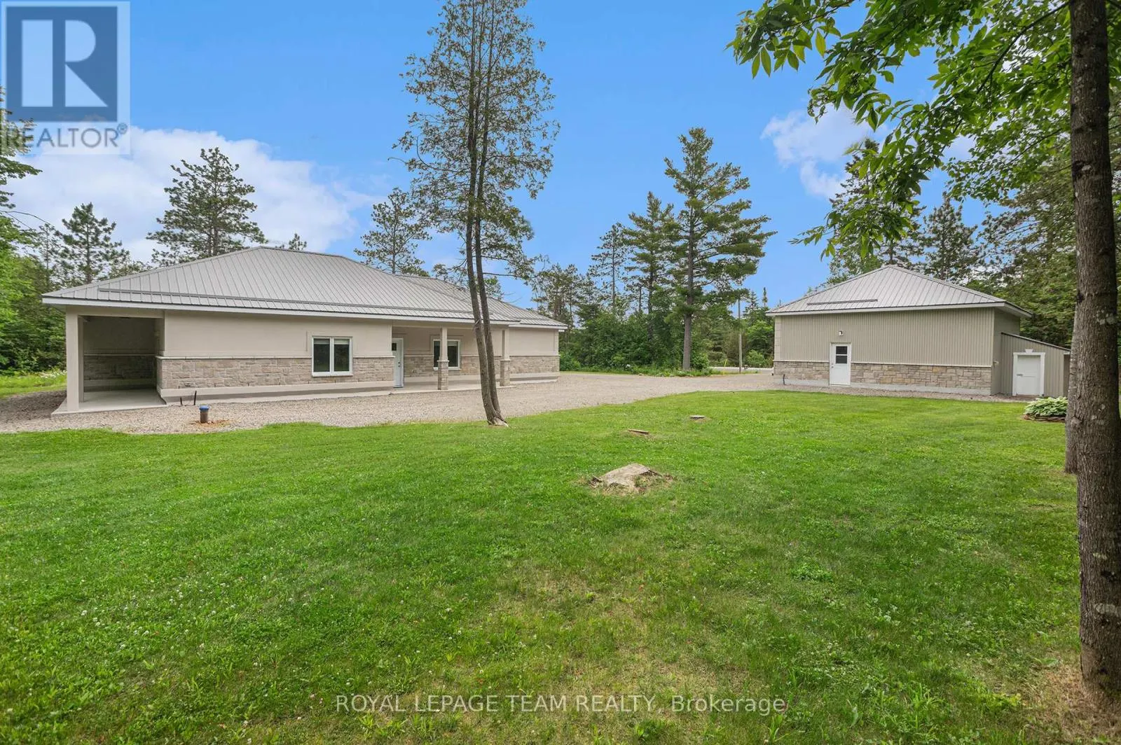 4517 ROGER STEVENS DRIVE