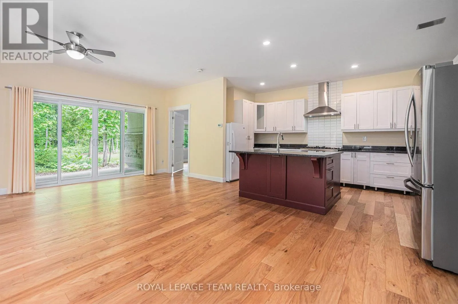 4517 ROGER STEVENS DRIVE