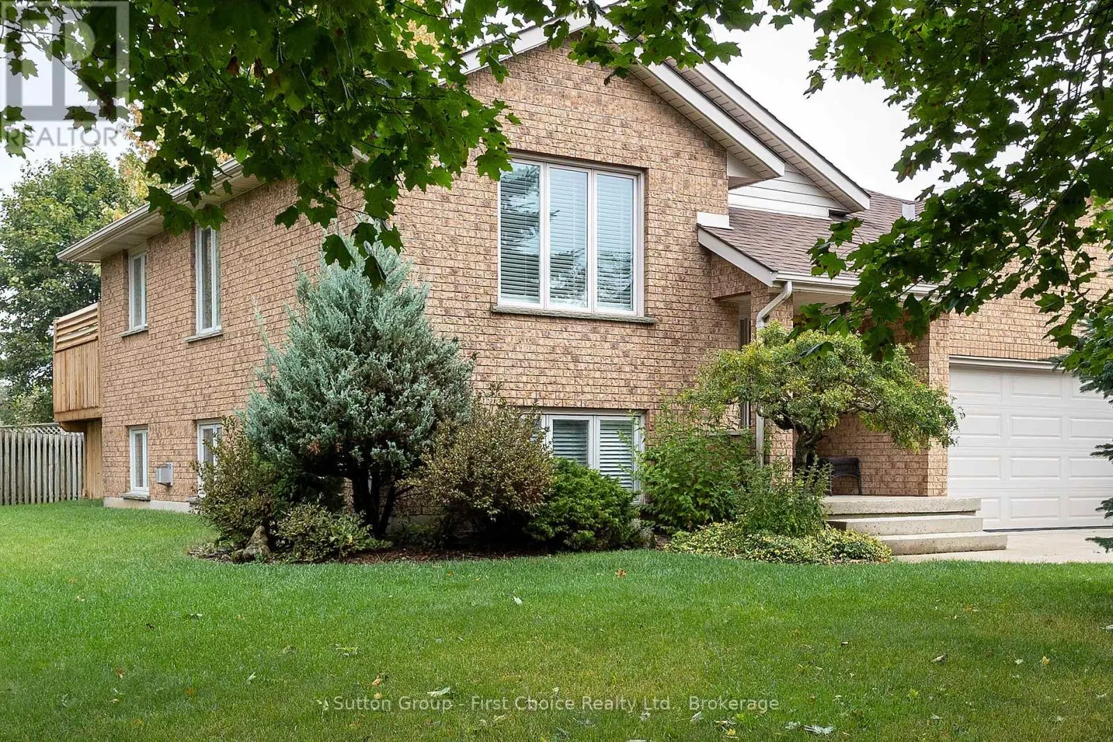 194 NORWOOD COURT
