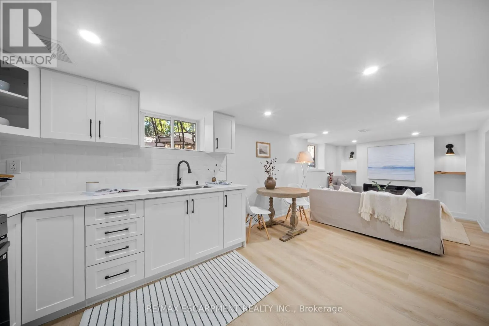48 WOODBRIDGE ROAD