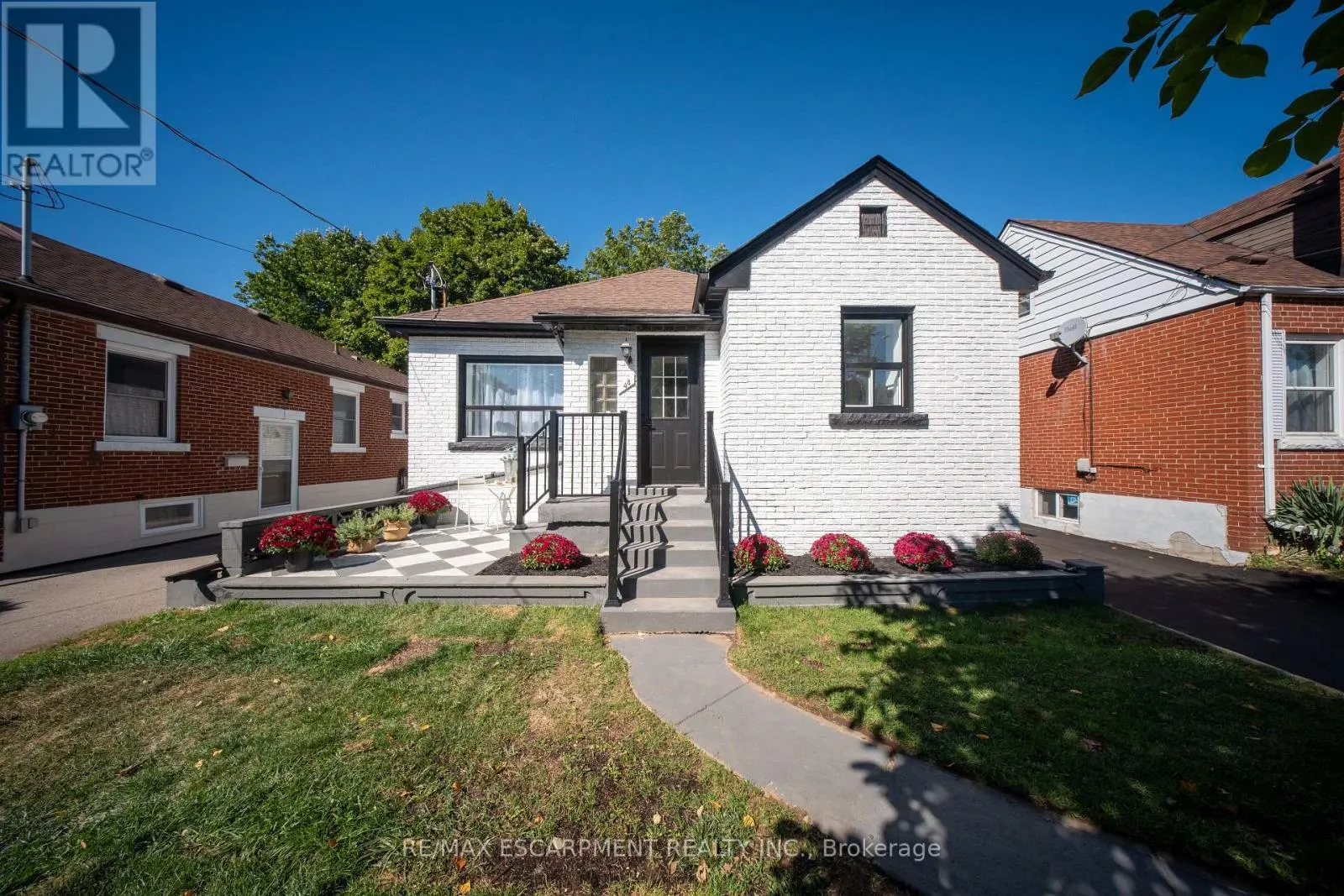 48 WOODBRIDGE ROAD