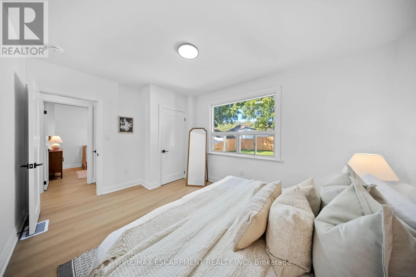 48 WOODBRIDGE ROAD