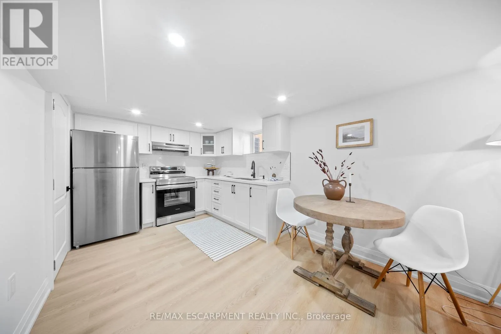 48 WOODBRIDGE ROAD